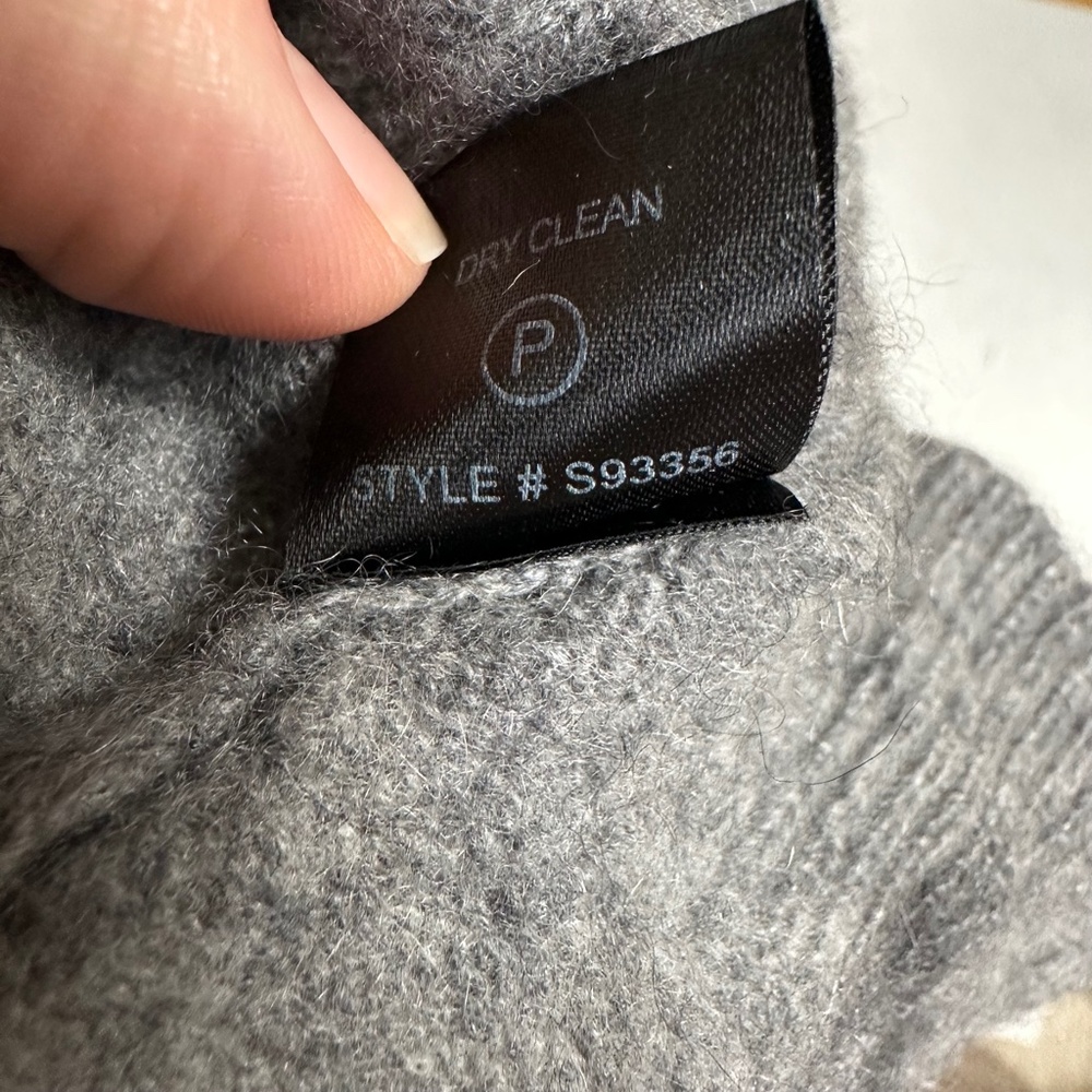 Skull Cashmere Riley V Neck Sweater - Picture 6 of 7